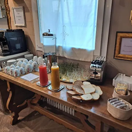 فندق مبيت وإفطار 051 Boutique بولونيا