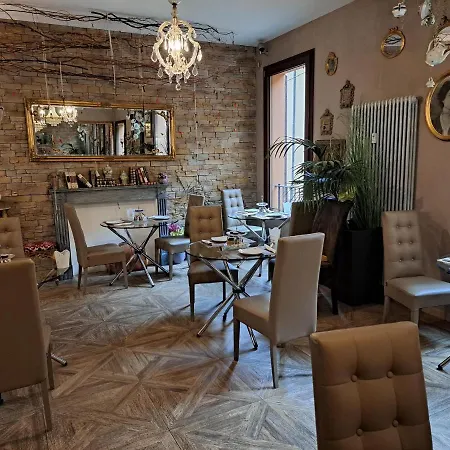 051 Boutique Bed & Breakfast