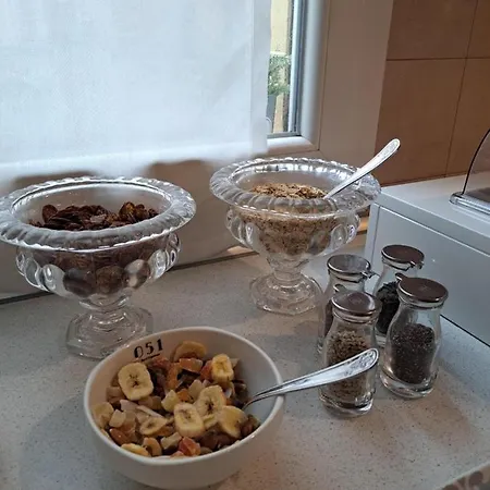 051 Boutique 3* بولونيا