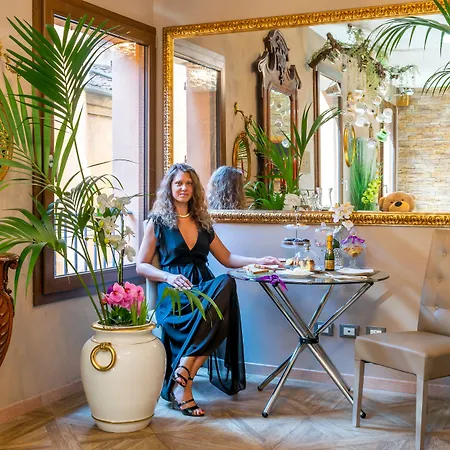 051 Boutique 4* Bologna