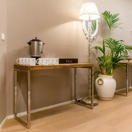 051 Boutique Bed & Breakfast